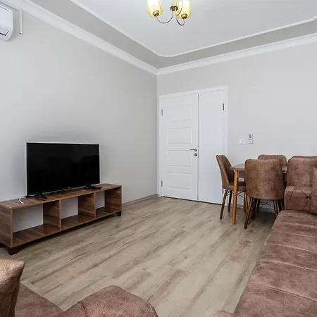 Flat W Balcony Near Grand Mosque In Osmangazi Appartamento Bursa
