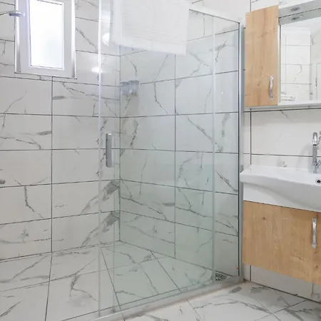Flat W Balcony Near Grand Mosque In Osmangazi *